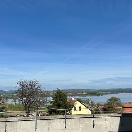 Apartman U Venuse Pavlov Buitenkant foto